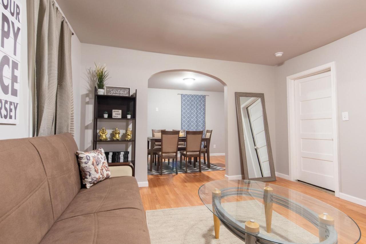 Apartment Cheerful 3-bedroom Up To 9 Guest Atlantic City