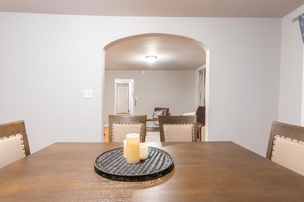 Cheerful 3-bedroom Up To 9 Guest Apartment
